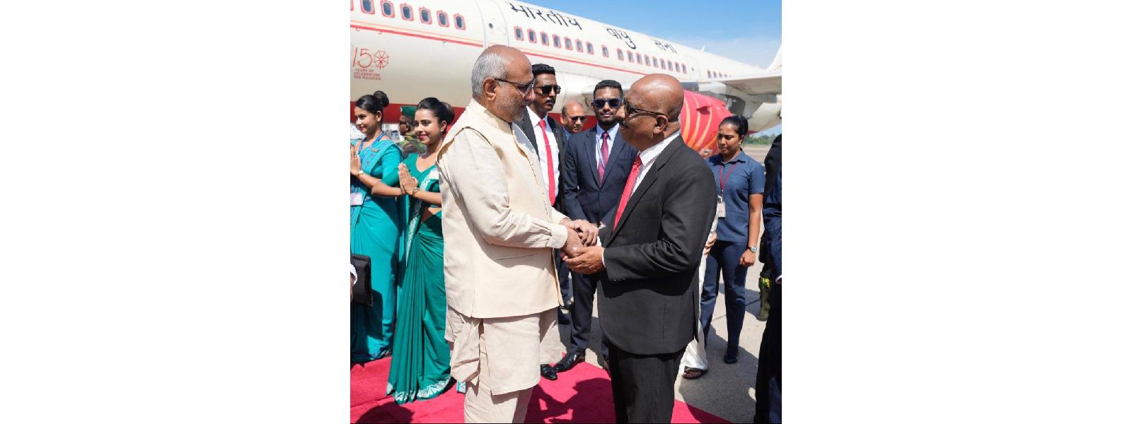 ඉන්දීය උප ජනපති සී පී රාධක්‍රිෂ්ණන් දිවයිනට